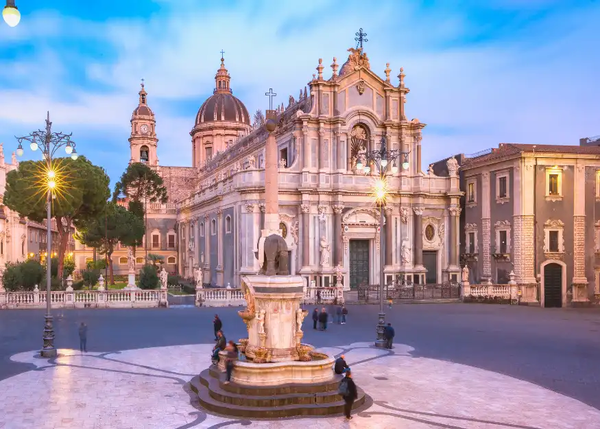 Scopri CATANIA - Il Duomo  Con Accompagnatore