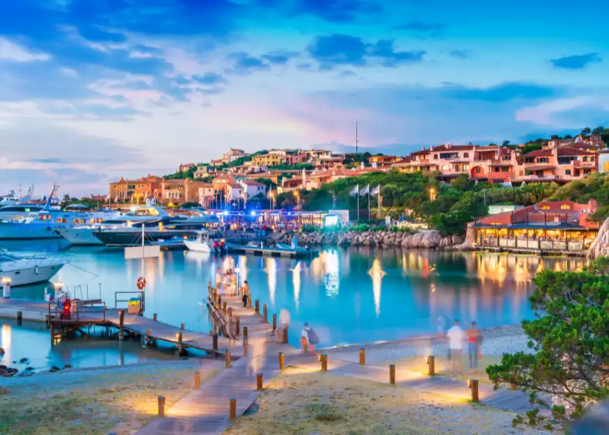 Scopri PORTO CERVO  Con Accompagnatore