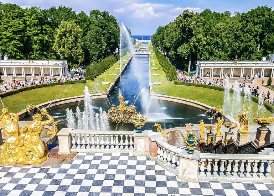 Scopri SAN PIETROBURGO-Palazzo di Caterina Con Accompagnatore