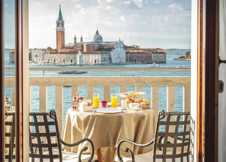 Venice - Breakfast with a view